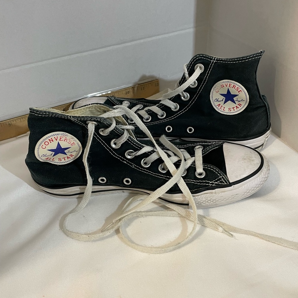 Converse Chuck‎ Taylor All Star black High Top Sneakers, Men's 6.5 Women's 8.5